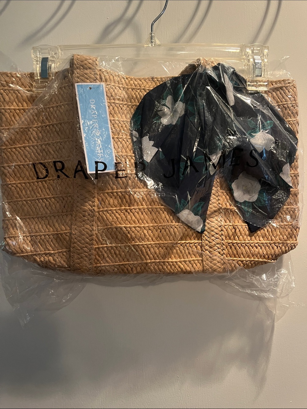 Draper James Straw Tote Bag with Navy Floral Scarf NWT - Picture 2 of 5